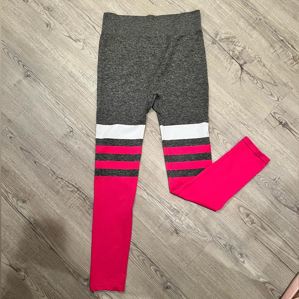 Women’s Leggings.